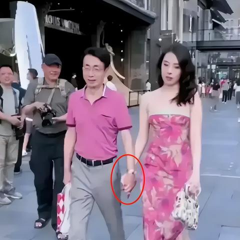 成都市哪里街拍好