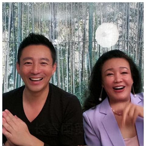 济南市南站属于哪个区