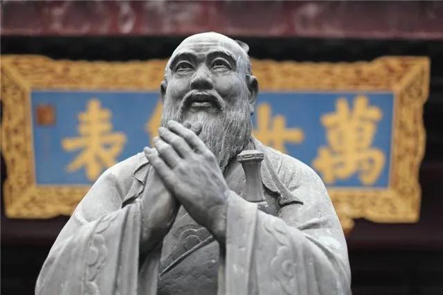 女宝宝起名姓孟怎么起(纷纭现实生话或出现或流传或发生着无数爱情故事)