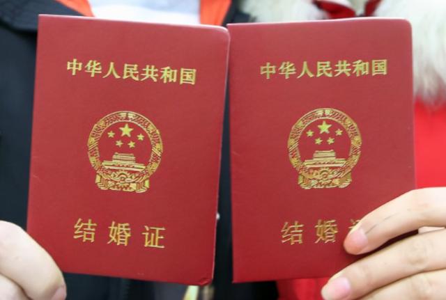 新生儿一次喝多少奶粉？这篇文章请收好