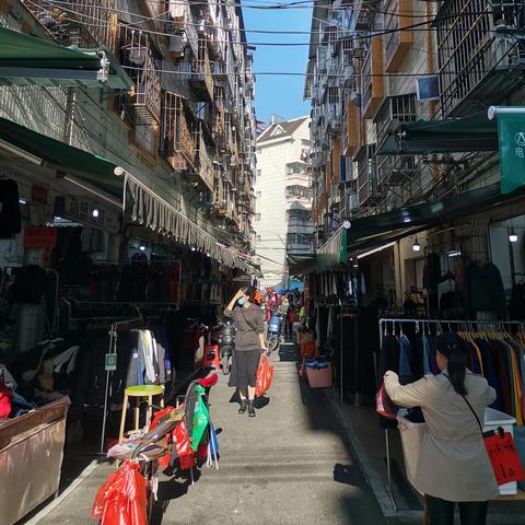 南宁市最繁华的路是哪个