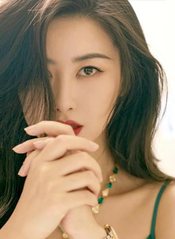 朱珠最惊艳的三张全身照片