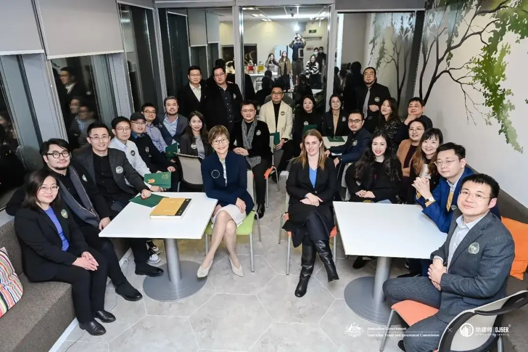 大家为什么会看我们的社群 快手为什么不会看