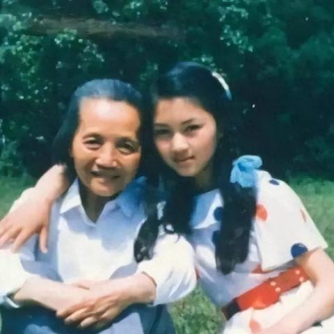 大连市经贸局在什么位置