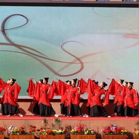 龙岗有多少所中学？都叫什么名？在那里？