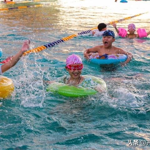 济南市游泳地方在哪里