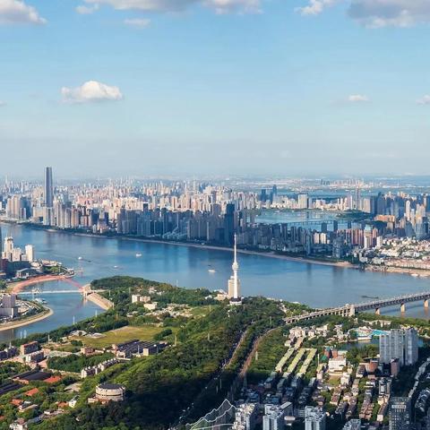 武汉市离湖南哪个市最近