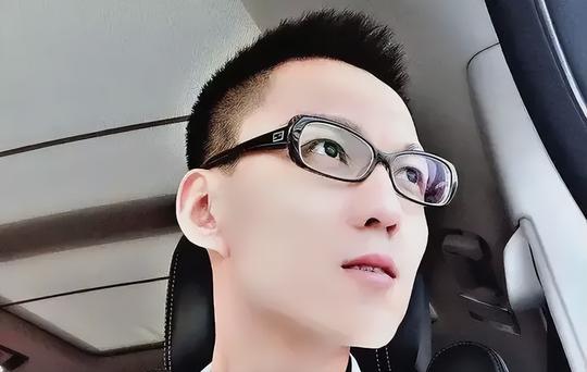 二子爷vs澳门雷少