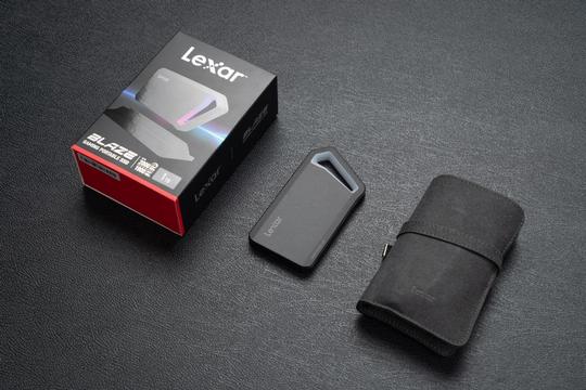 始于颜值，惊于高速，雷克沙lexarsl660blaze移动固态硬盘体验