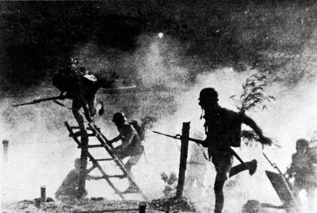 “哥哥再不发工资，我又要挨饿啦”