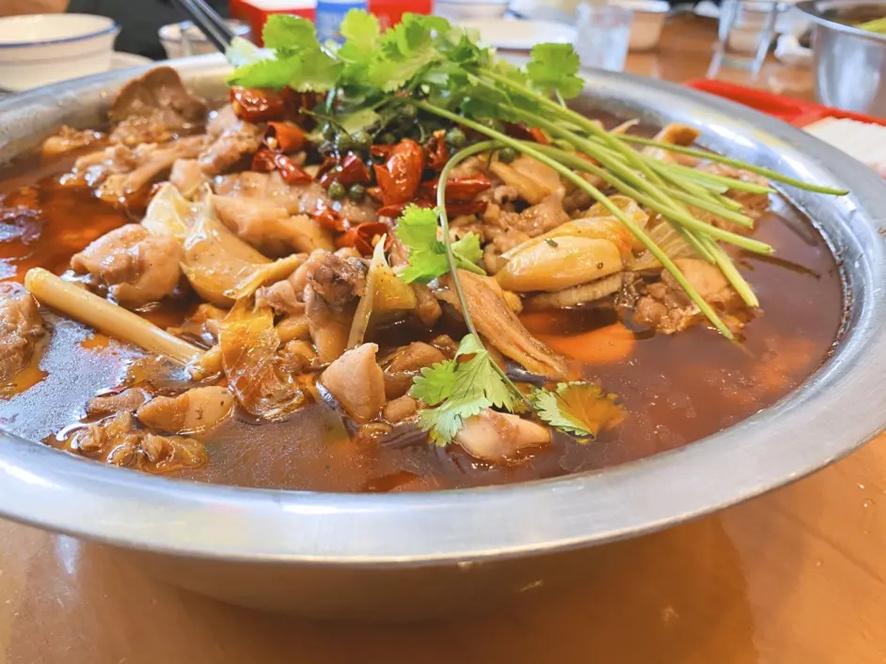 宝宝起名锈字怎么写的(你见过低调的人有多低调)