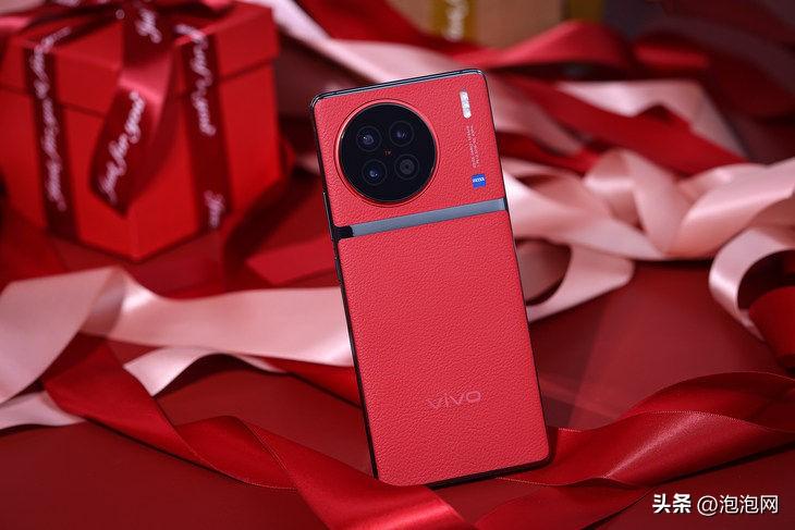 手机也没配置怎么玩原神（iqooneo5se可以玩原神吗）