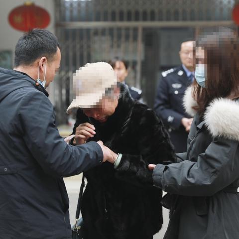 重庆和山东哪个消费高些