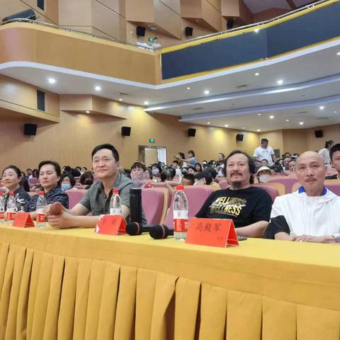 辽宁足球运动员李明的长尾关键词有什么