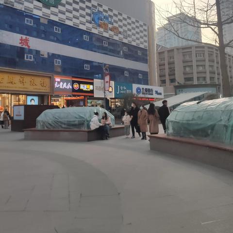兰州张掖路步行街营业时间？
