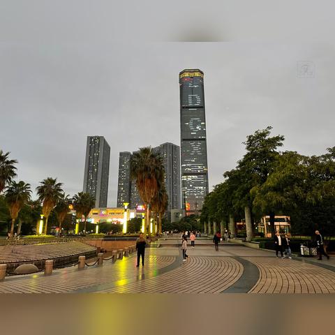 桂林市的两座高楼在哪里