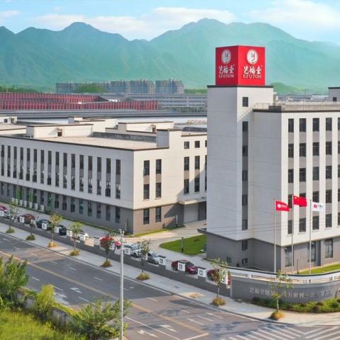 关于京东在上海动了谁的利益相关关键词有哪些