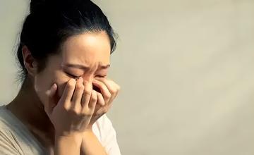 如何处理情绪上的痛苦：支持自己的 8 种方法？