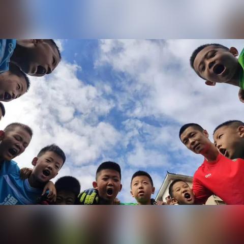 足球比赛怎么教