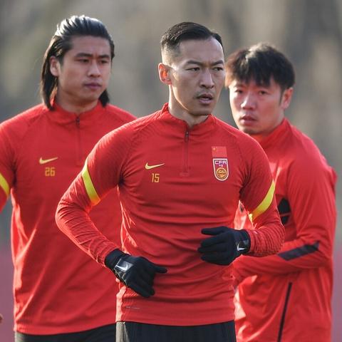 足球内胯怎么练出来