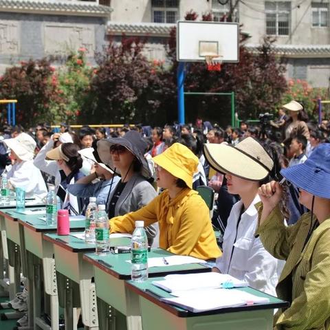 厦门市莲花中学校园网的相关长尾关键词有哪些