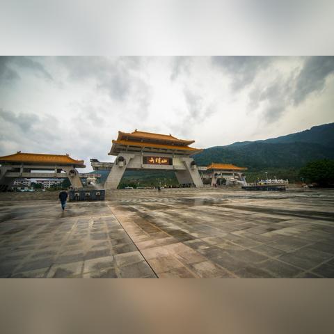 南宁市哪个商场有羽绒服