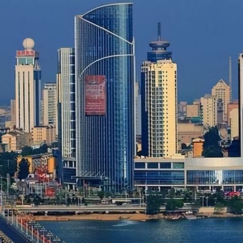 石家庄市和郑州市哪个好