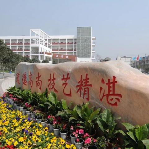 惊现！广西怎么满地是卖烟的呢“明德惟馨”