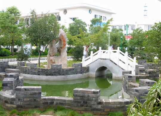 江苏这座冷门小县城，交通便利物价低，基础设施完善节奏慢