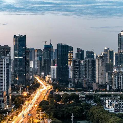 武汉和长沙市地图哪个大