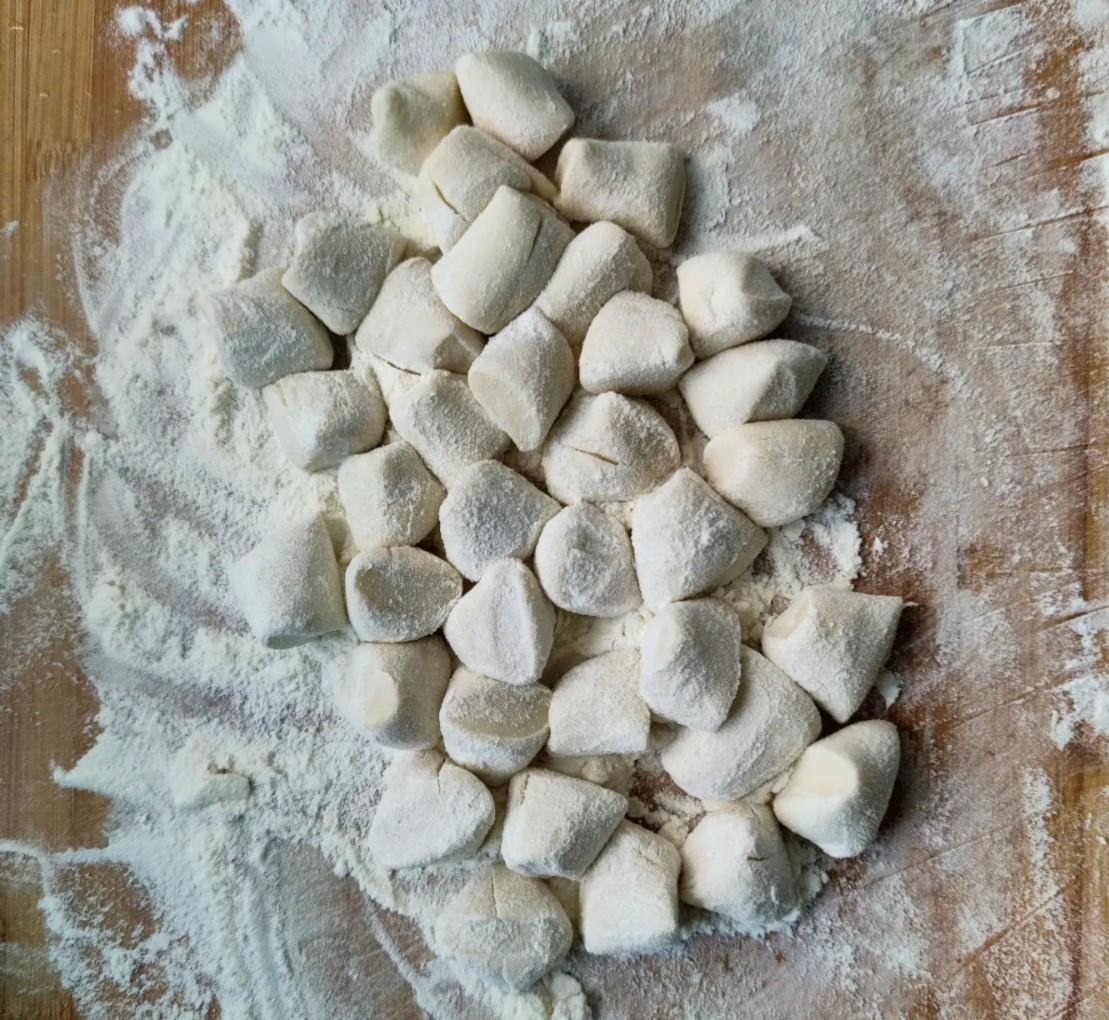 给老公买什么美食（吃饭和爱情到底哪个最重要）