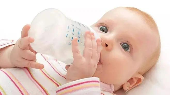 婴儿奶粉中什么是乳糖(1段奶粉和2段奶粉哪个乳糖高)