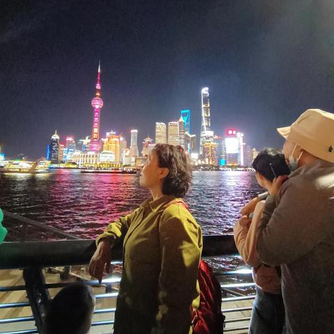 关于香港飞上海多久相关关键词有哪些