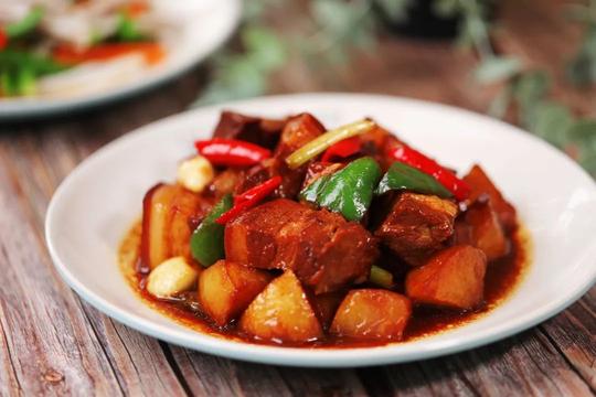 红烧肉美食经典，数数你吃过的有哪些？