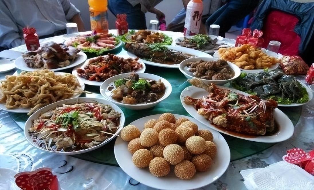 什么是湖北美食（湖北有哪些特产比较好吃）