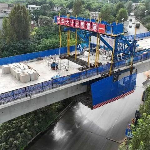 武汉市和西安市哪个强