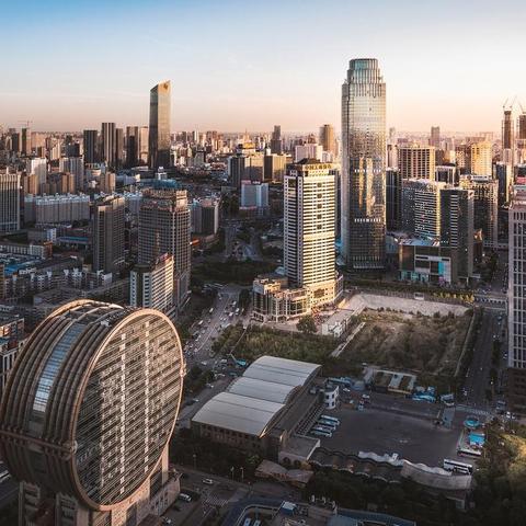 沈阳市武汉市哪个大