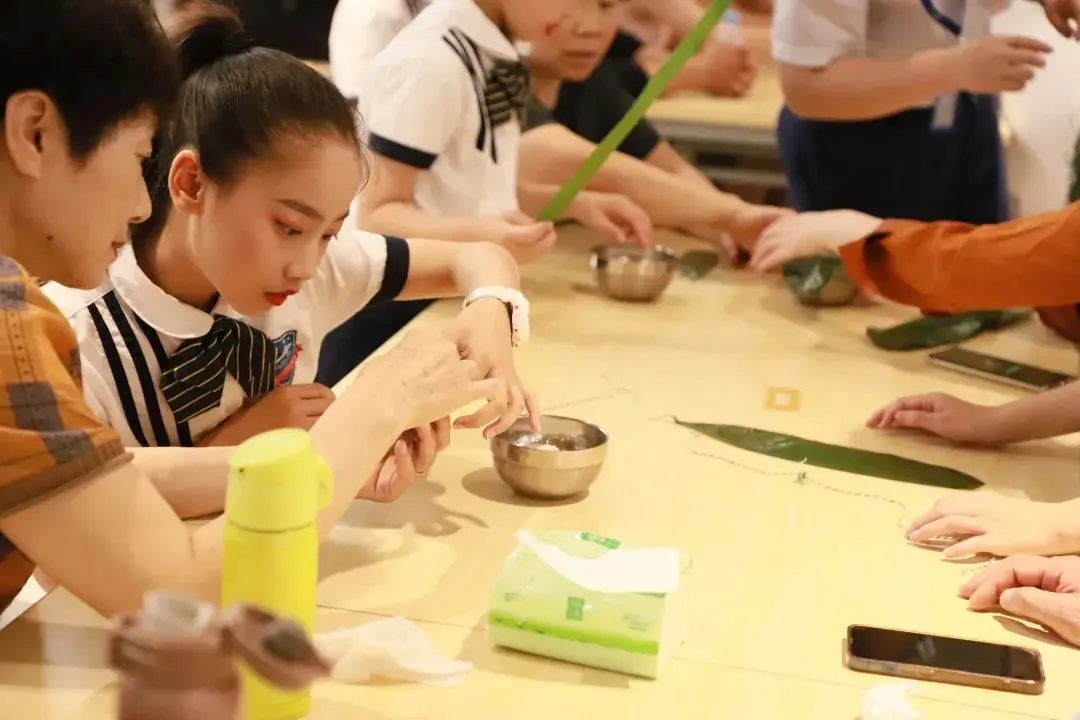 手机卡怎么赚钱 手机卡养卡怎么赚钱