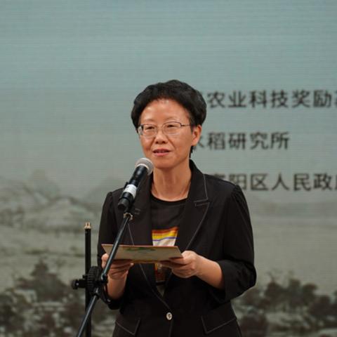 桂林万富春简历肖像的相关长尾关键词有哪些