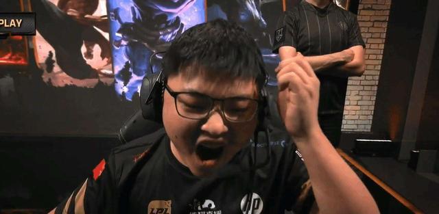 乌兹,永远滴神是什么意思什么梗