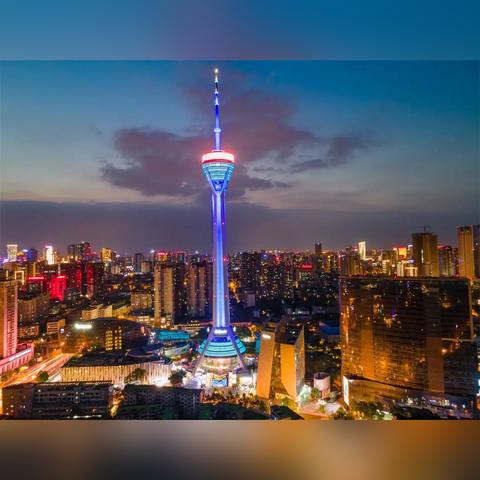 成都市和石家庄市哪个大