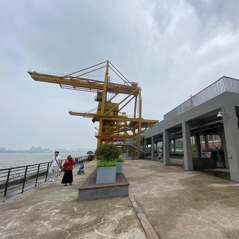 宁波栖霞山徒步的相关长尾关键词有哪些