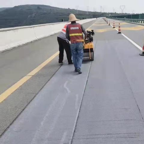 关于现在上海路面情况相关关键词有哪些