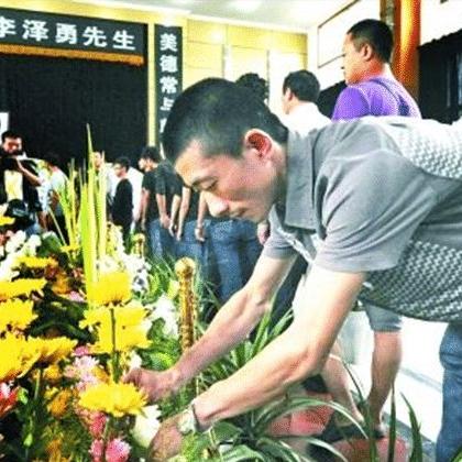 重庆大学封家属区的长尾关键词有什么