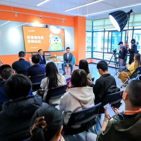 厦门市的特区精神指什么？