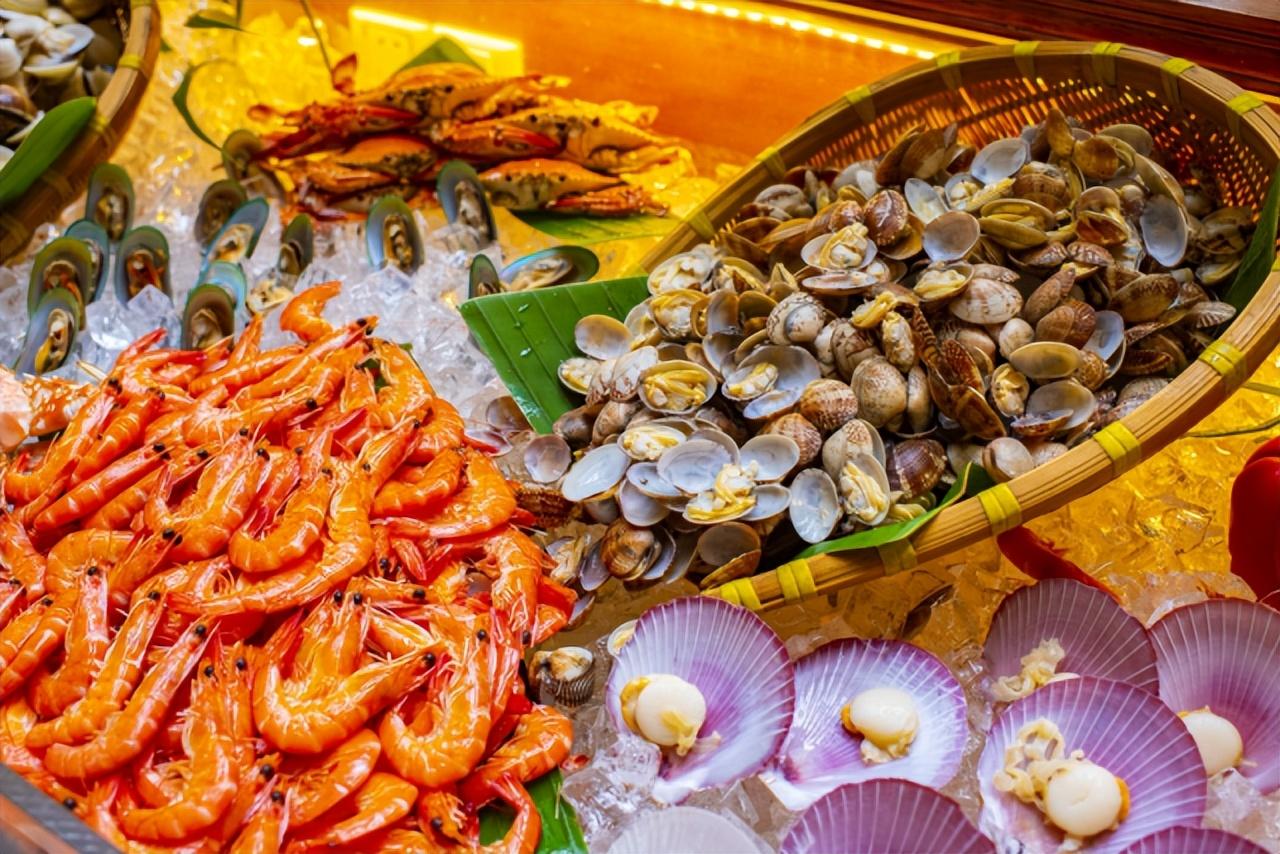 开平鹤山什么美食（青岛有哪些好玩的地方）
