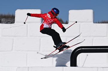 谷爱凌失误后表情好可爱图片