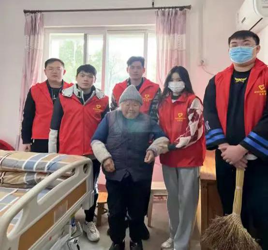 虎年姓刘宝宝怎么起名好听(红楼梦是发生在哪个朝代的事)