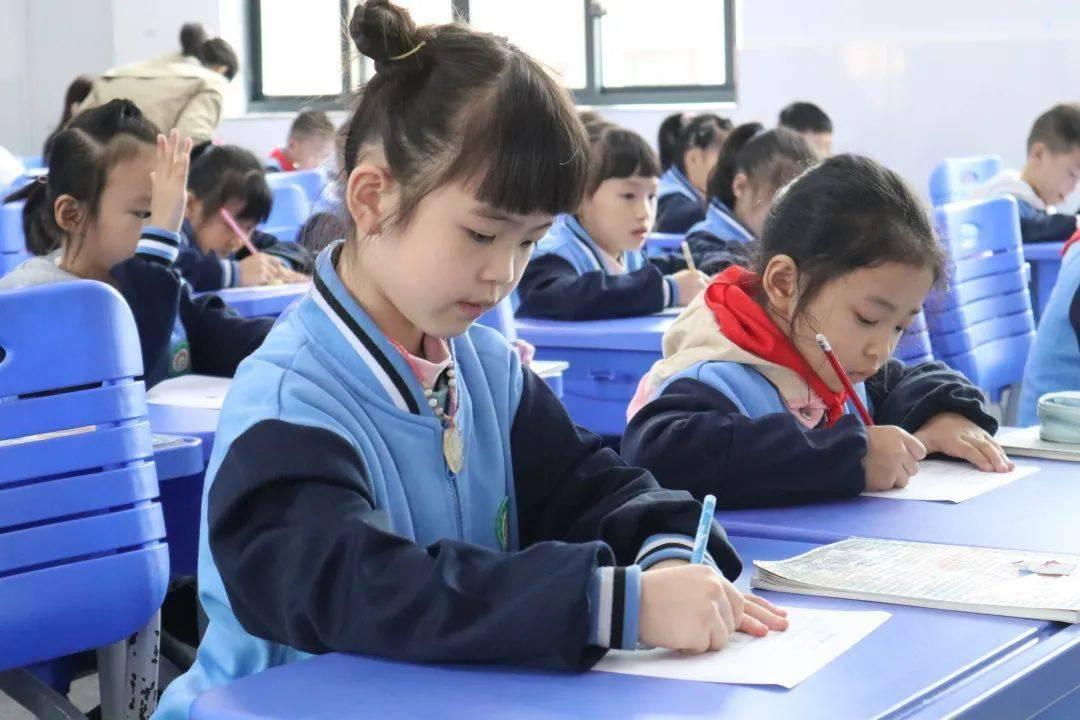 谢宝宝起名,谢腾飞为什么叫谢飞机