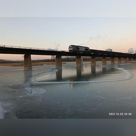 武汉大桥怪事的长尾关键词有什么